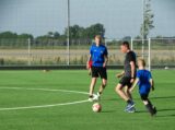 Laatste training S.K.N.W.K. JO10-1 van seizoen 2022-2023 (partijtje tegen de ouders) (141/165)